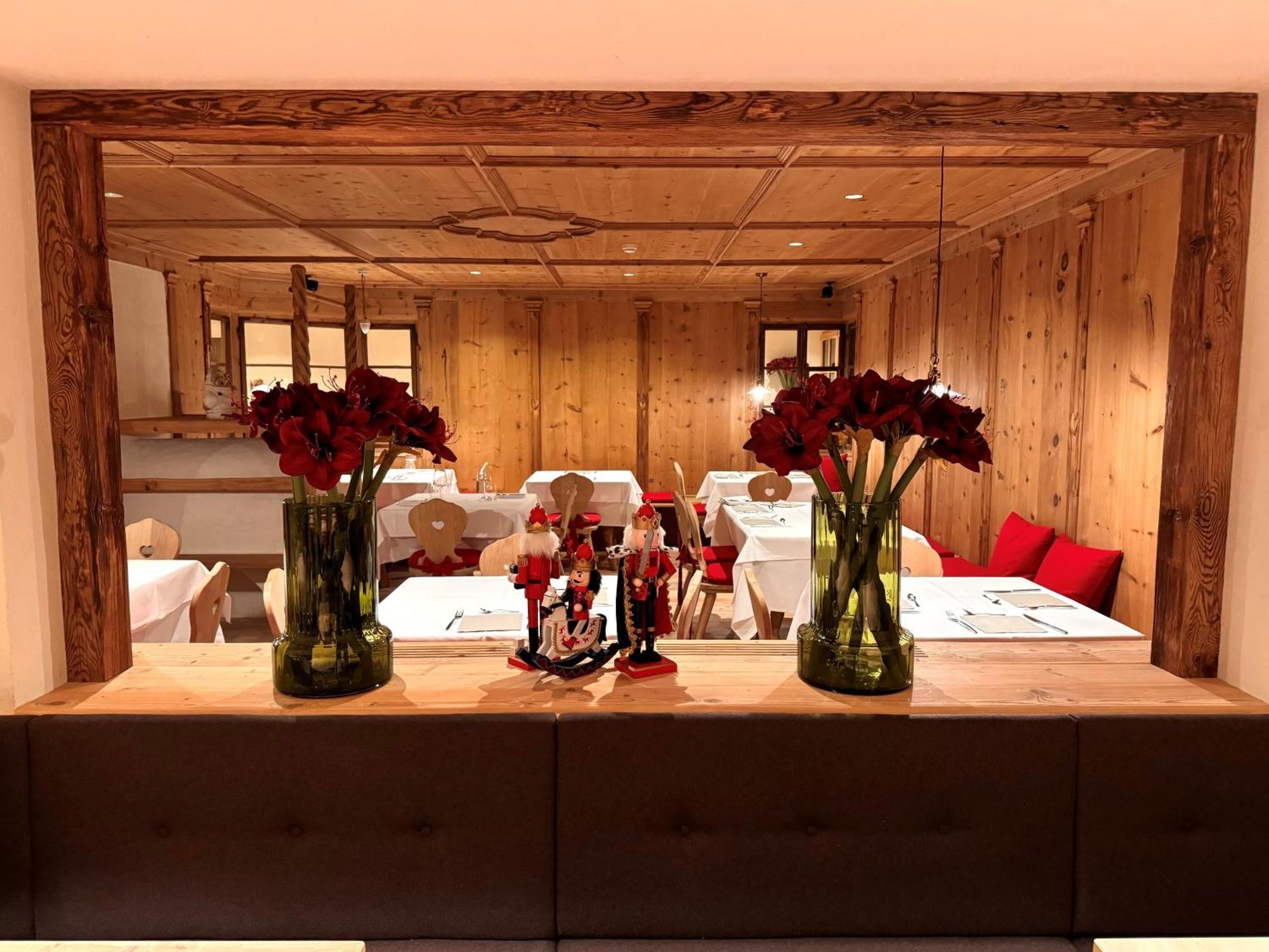 Hotel Gran Fanes كورفارا إنْ بادِيا المظهر الخارجي الصورة