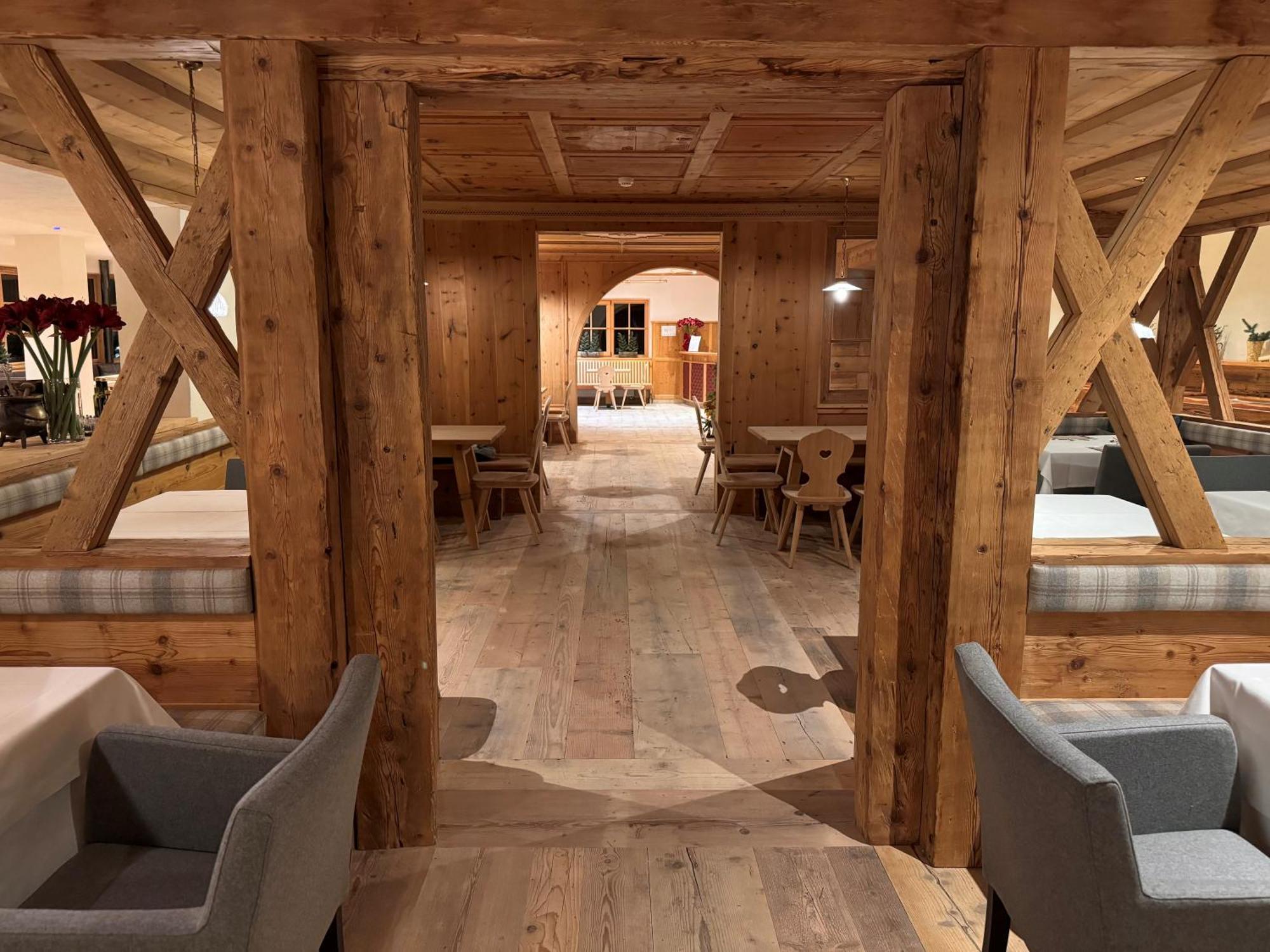 Hotel Gran Fanes كورفارا إنْ بادِيا المظهر الخارجي الصورة