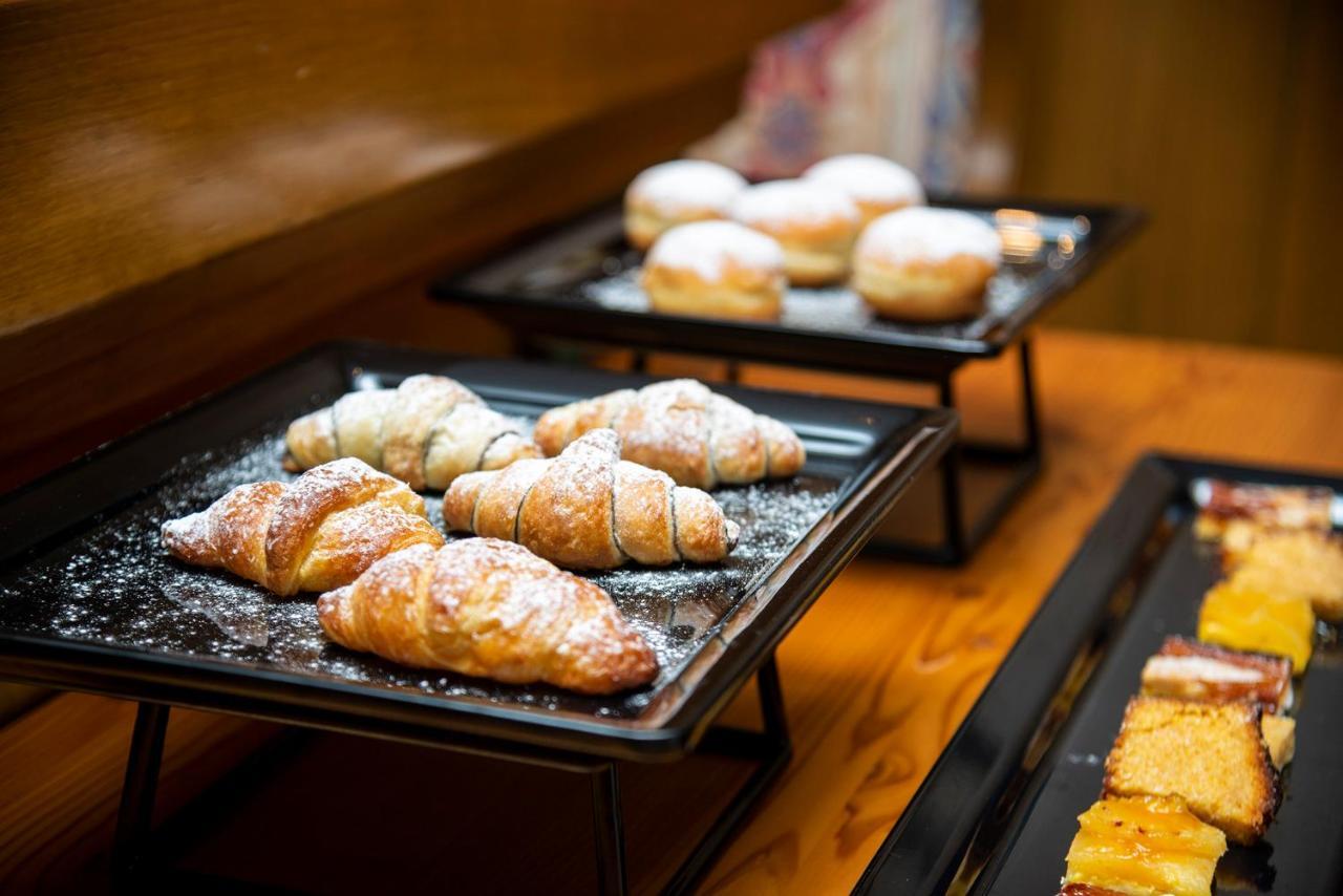 Hotel Gran Fanes كورفارا إنْ بادِيا المظهر الخارجي الصورة