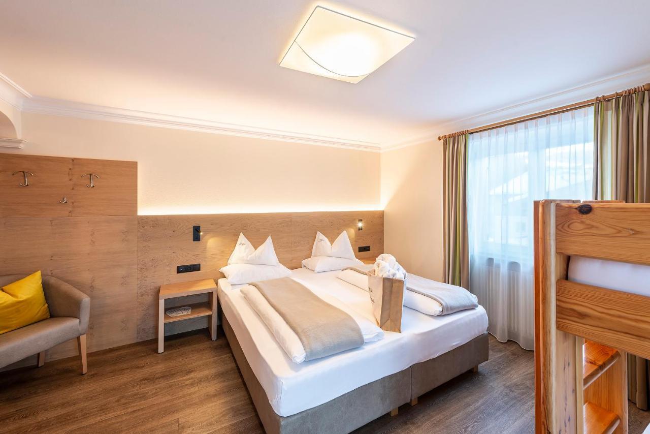 Hotel Gran Fanes كورفارا إنْ بادِيا المظهر الخارجي الصورة
